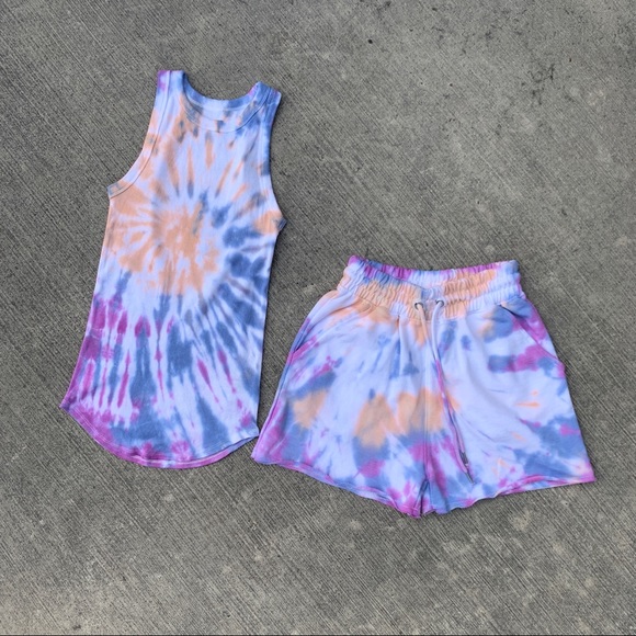 Custom Tie Dye sweat shorts and tank top - Picture 2 of 6